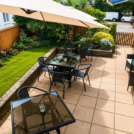 Cecil Court Hotel-3